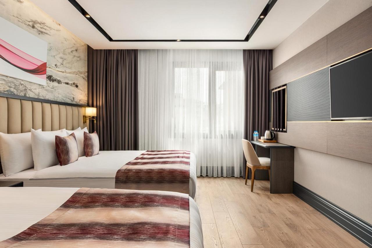 ホテル Ramada By Wyndham Istanbul Umraniye エクステリア 写真